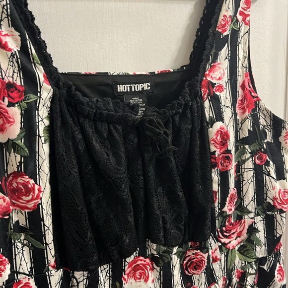Hot Topic Rose Striped Skater Dress XL - Picture 3 of 8